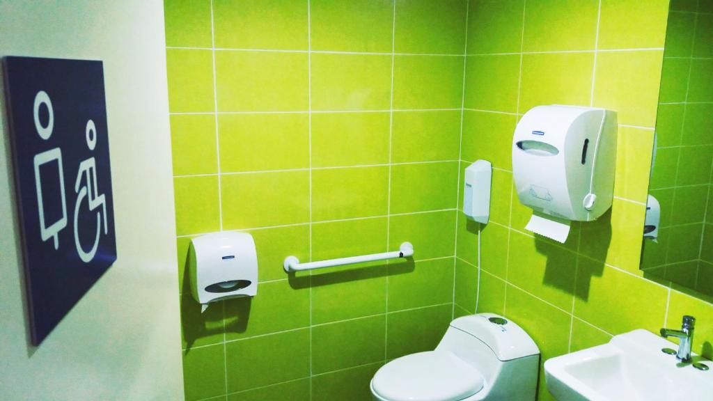 Koupelna v ubytování YU! Smarthotels