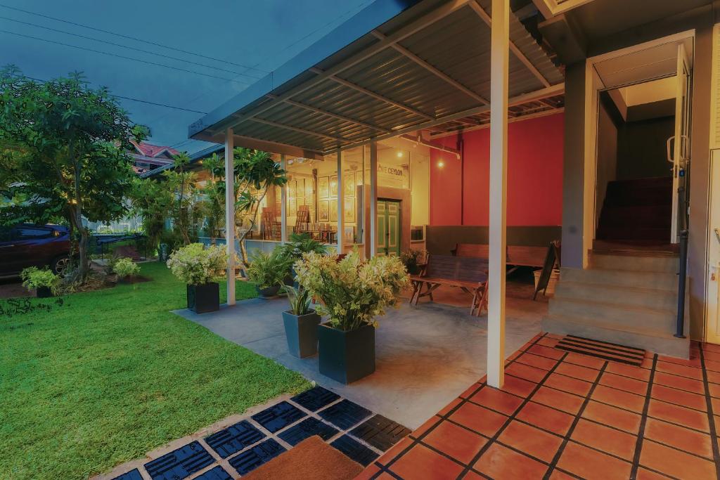 BeachMirissa Hotel - 17