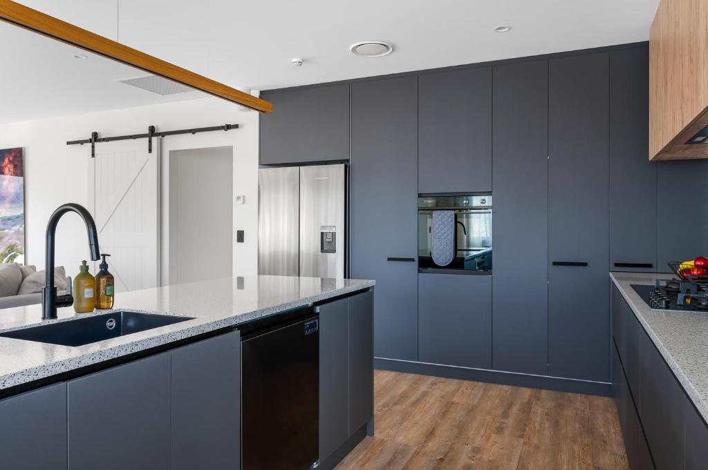 Peaks and Pines Wanaka - Resim 8