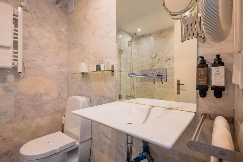 Quinta Colina by Shiadu - 17