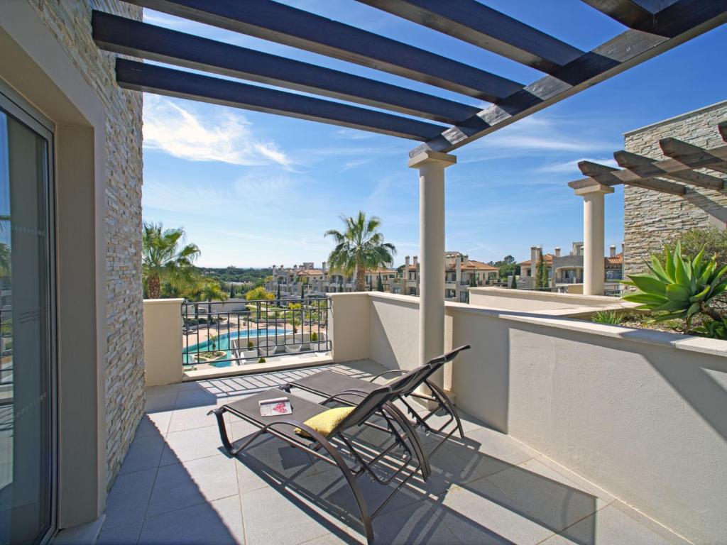 Apartment Pine Hills Jade by Interhome
