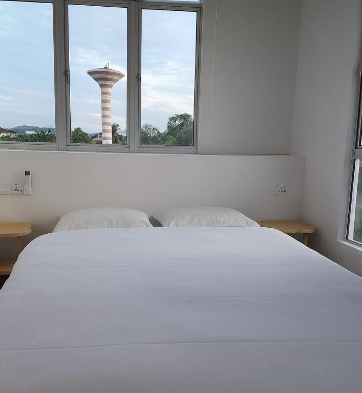 Luna Suites Comfort Stay in Lahad Datu - Deluxe Queen Room