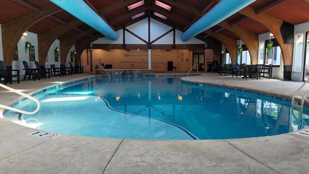 Shawnee Inn and Golf Resort photo