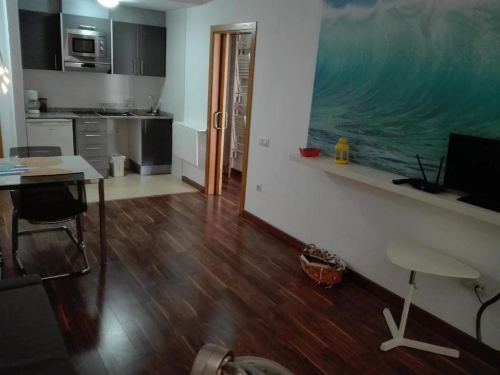 Η κουζίνα ή μικρή κουζίνα στο Hogar Cómodo y cerca de playa