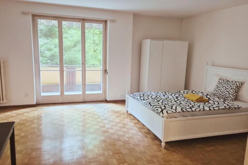 City Center Flats with Balcony Garden View Rigi Self Checkin - Resim 10