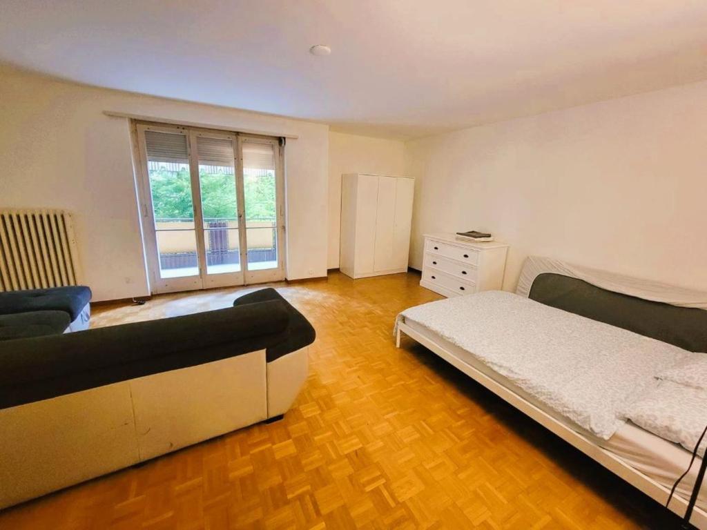 City Center Flats with Balcony Garden View Rigi Self Checkin - Resim 11