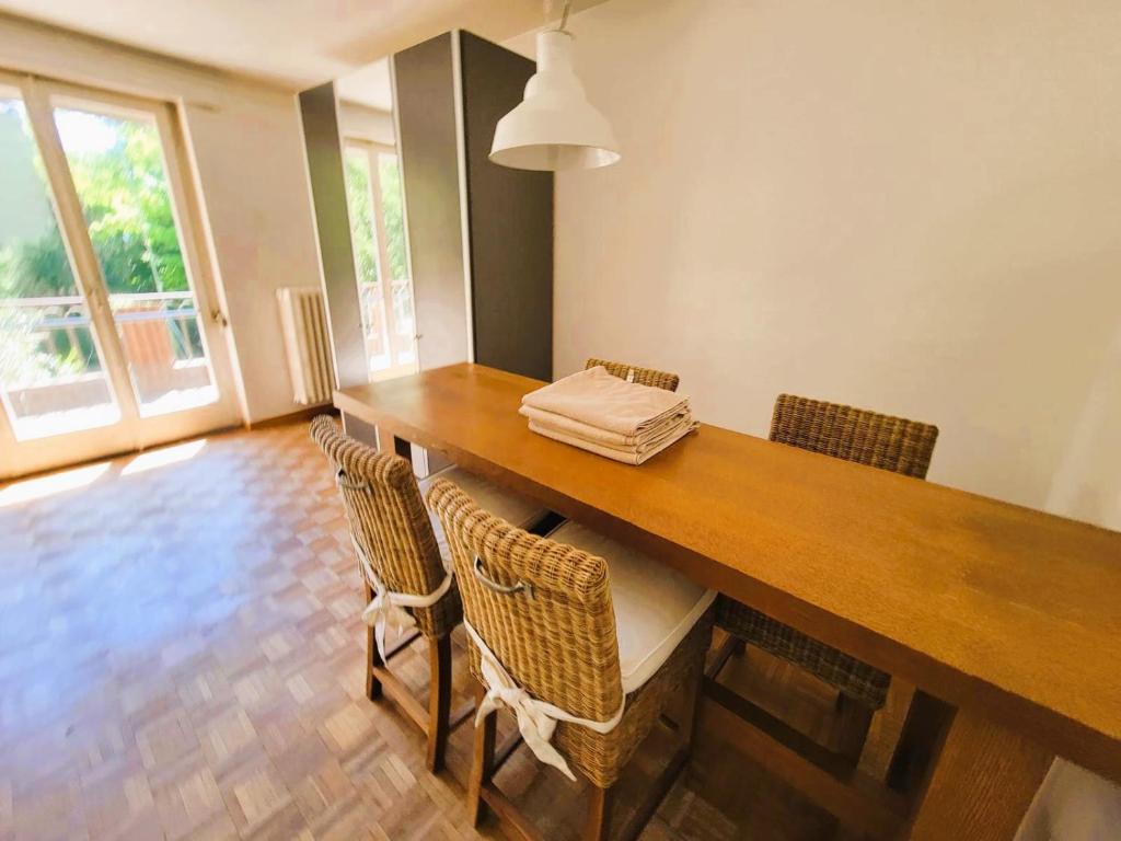 City Center Flats with Balcony Garden View Rigi Self Checkin - Resim 19