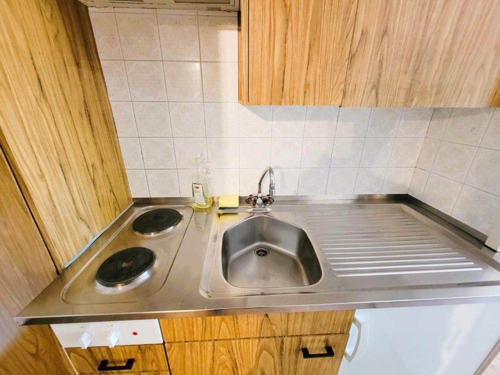 City Center Flats with Balcony Garden View Rigi Self Checkin - Resim 38