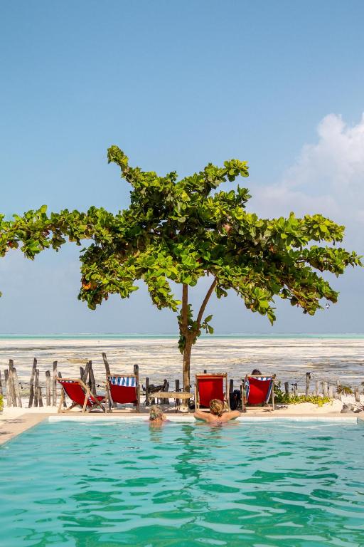 Gallery image of Uhuru Beach in Jambiani