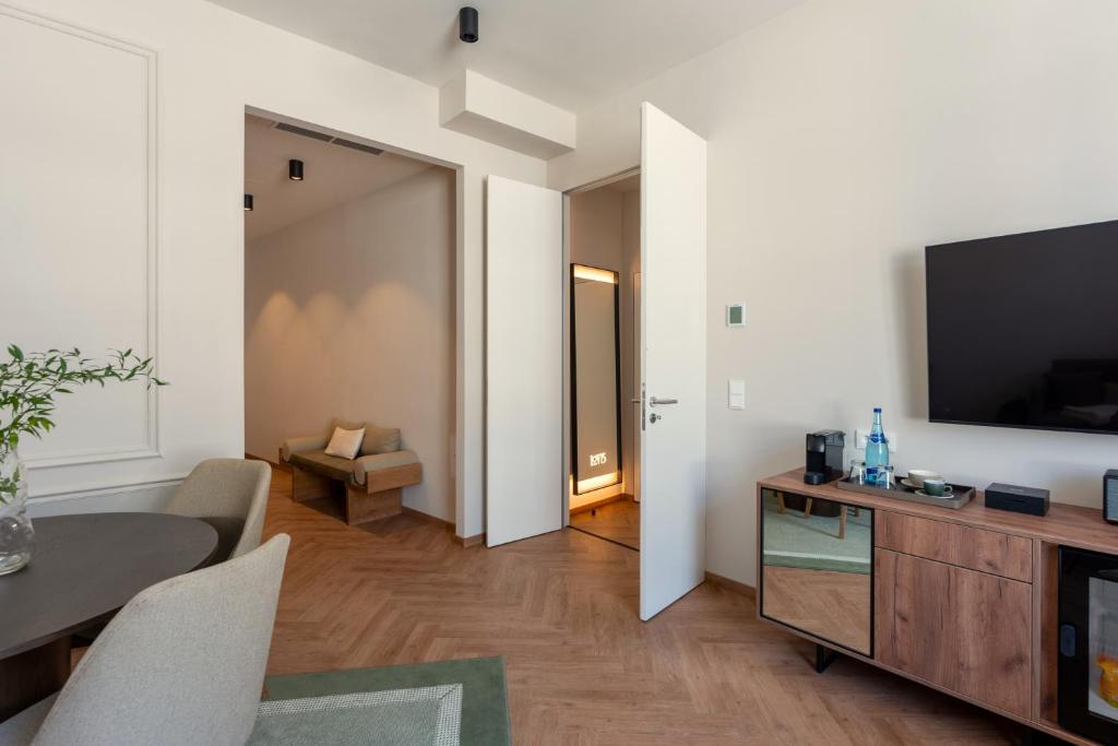LOVIS Suites Vienna - Resim 24