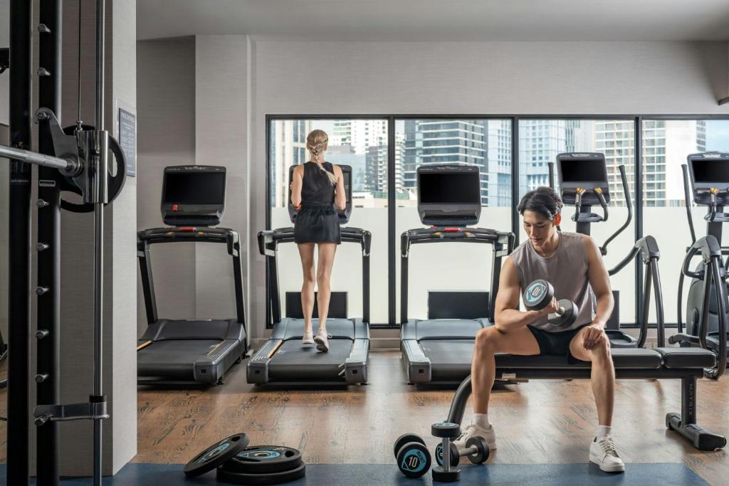 Four Points by Sheraton Bangkok, Sukhumvit 22 - Resim 5