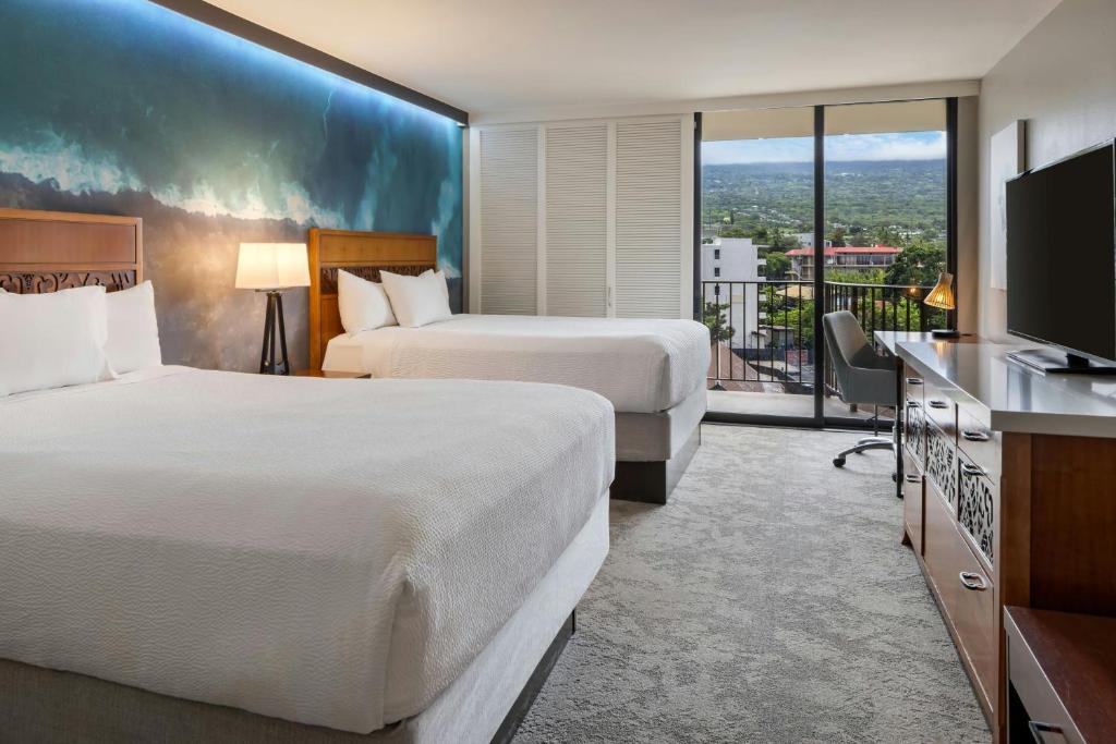 Courtyard by Marriott King Kamehameha's Kona Beach Hotel - 