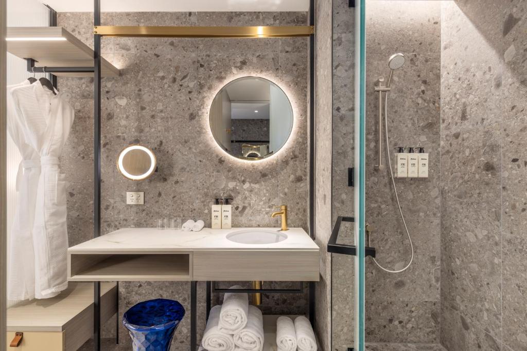 Hotel Indigo Melbourne Little Collins - Resim 10