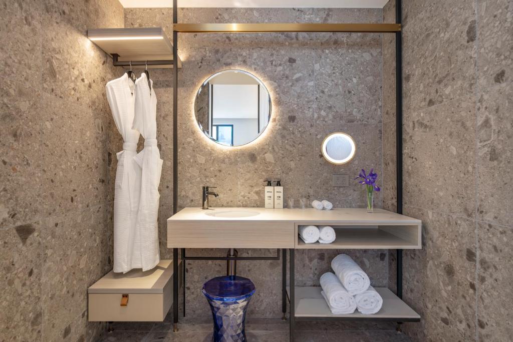 Hotel Indigo Melbourne Little Collins - Resim 7