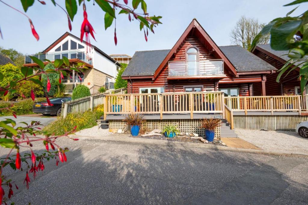 Hoone, kus puhkemaja asub