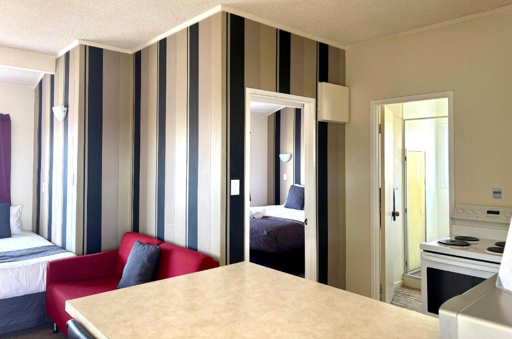 Parkside Motel and Apartments - Resim 39