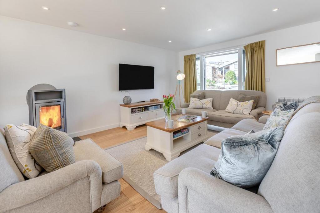 Телевизор и/или развлекательный центр в 4 Bed in St. Ives oc-a30881