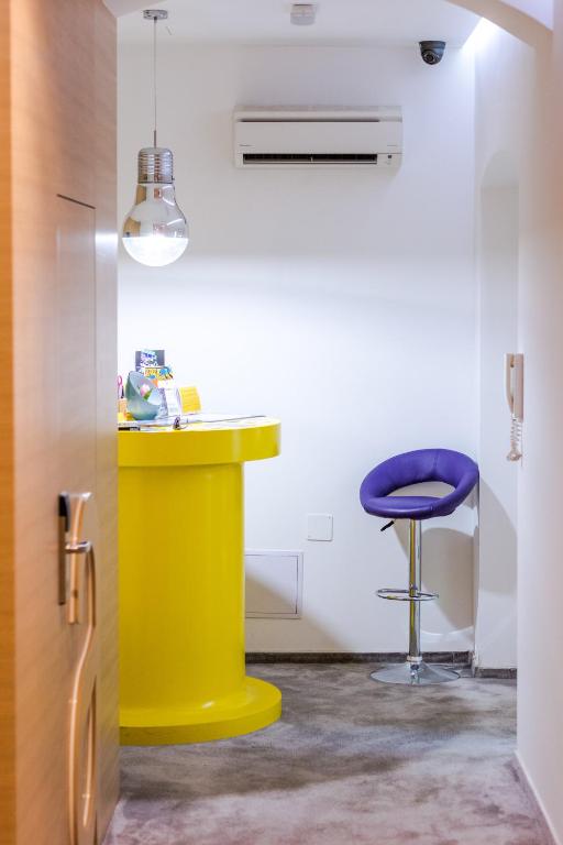 Bed & Atmosphere Rooms - 9