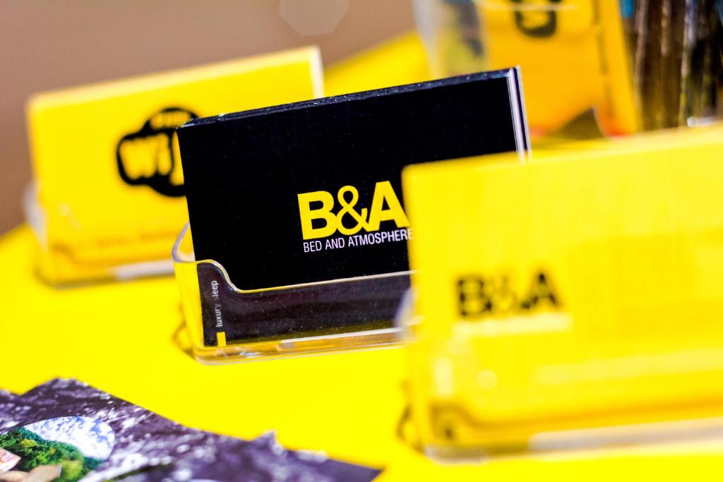 Bed & Atmosphere Rooms - 8