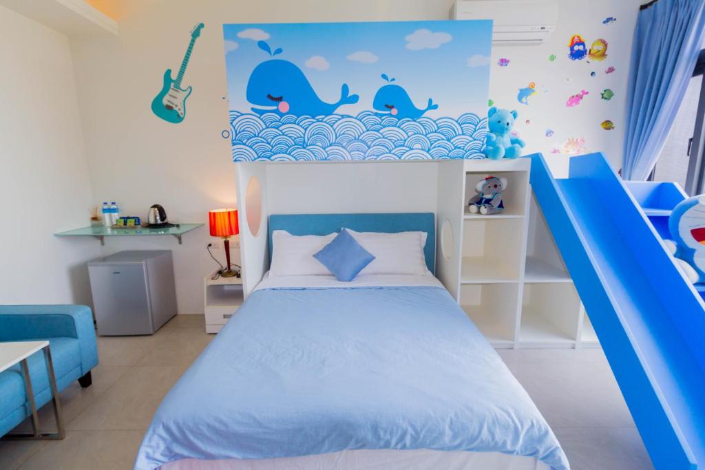 Postel nebo postele na pokoji v ubytování Flower B & B