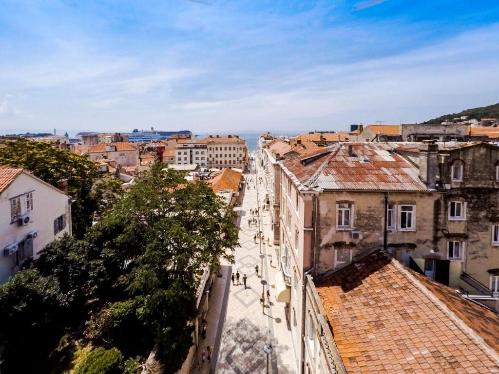 Bed & Atmosphere Rooms - 19