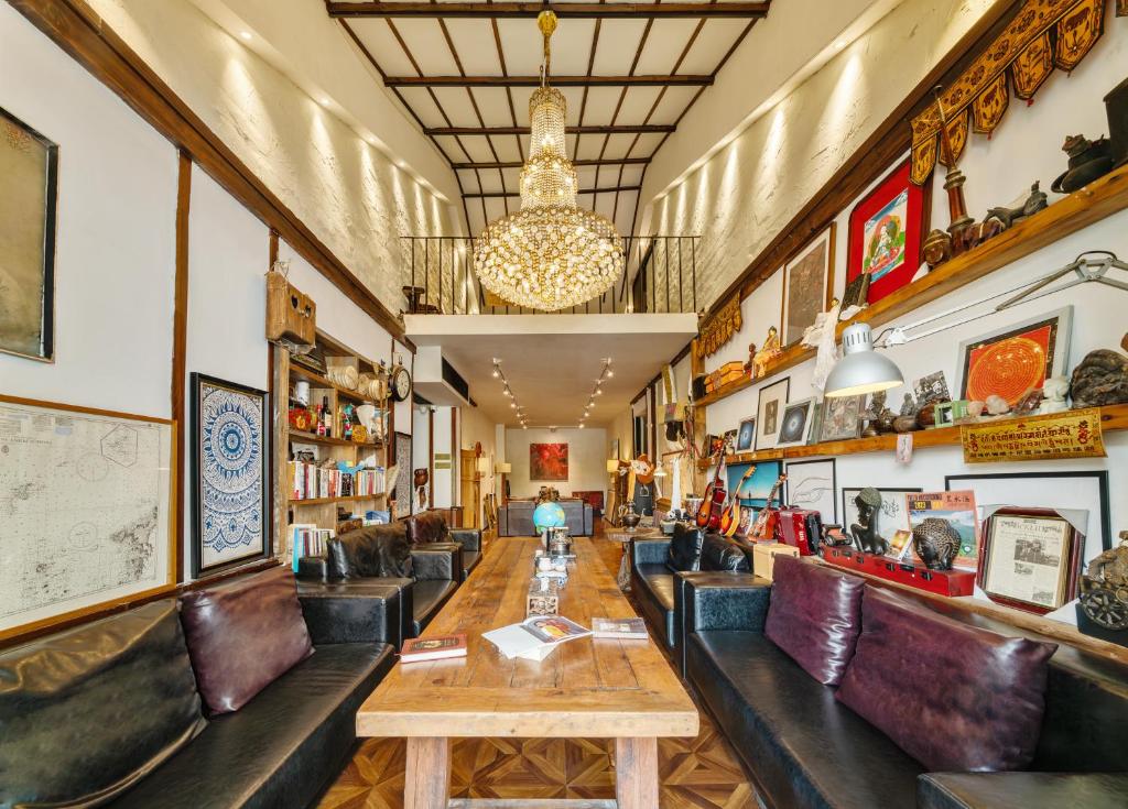 Posezení v ubytování Bliss Qintai Tibetan Boutique Hotel