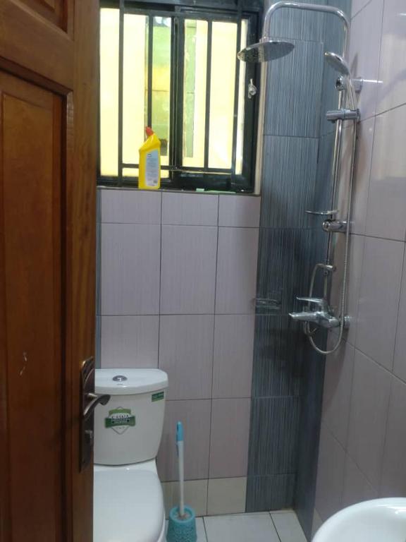 Bilik mandi di Apartment