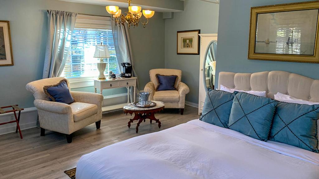 Maxwell Mansion Hotel - Queen Room