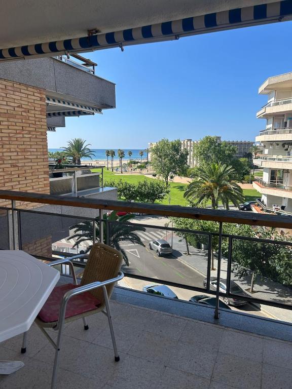 Balkón nebo terasa v ubytování Apartment in La Pineda