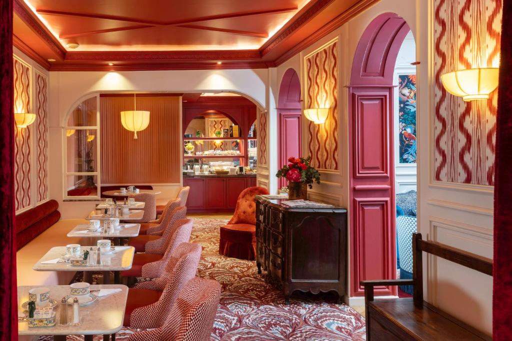 Au Manoir Saint Germain - Resim 12