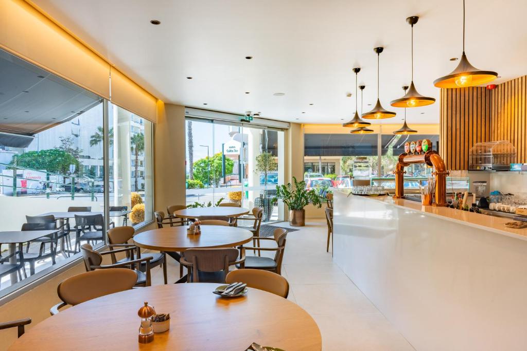 Vila Baleira Residence - Resim 8