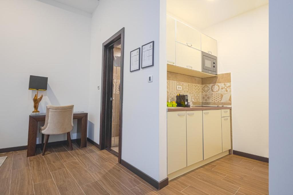 Apartmani Astral - Studio Apartment