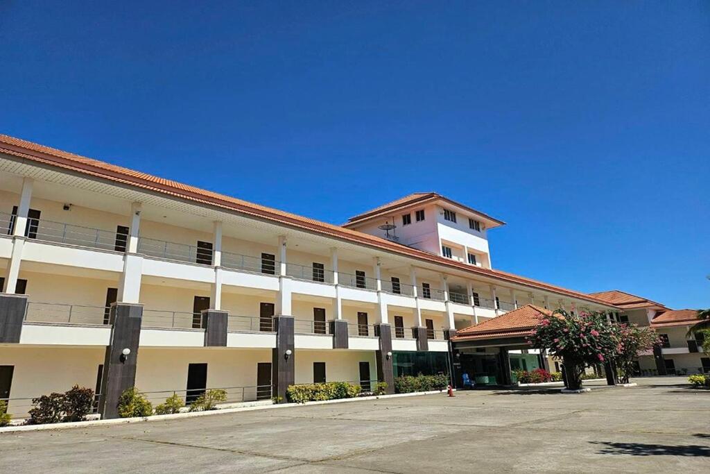 Grand Place Resort - Resim 13