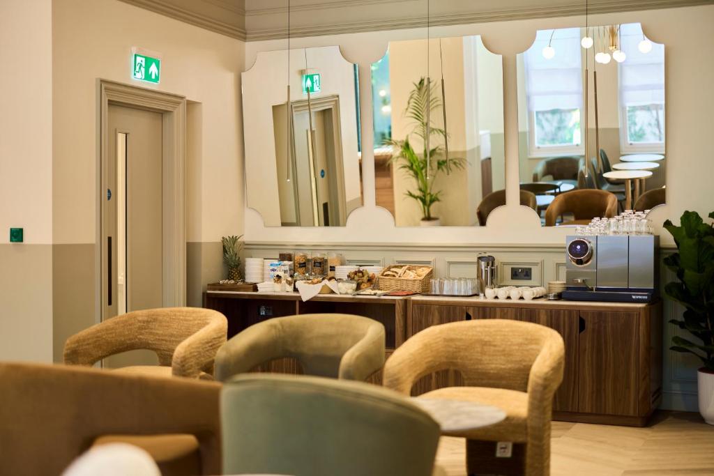 The Edwin Hotel photo