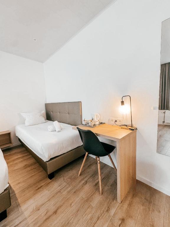 Alpha Hotel - Resim 40