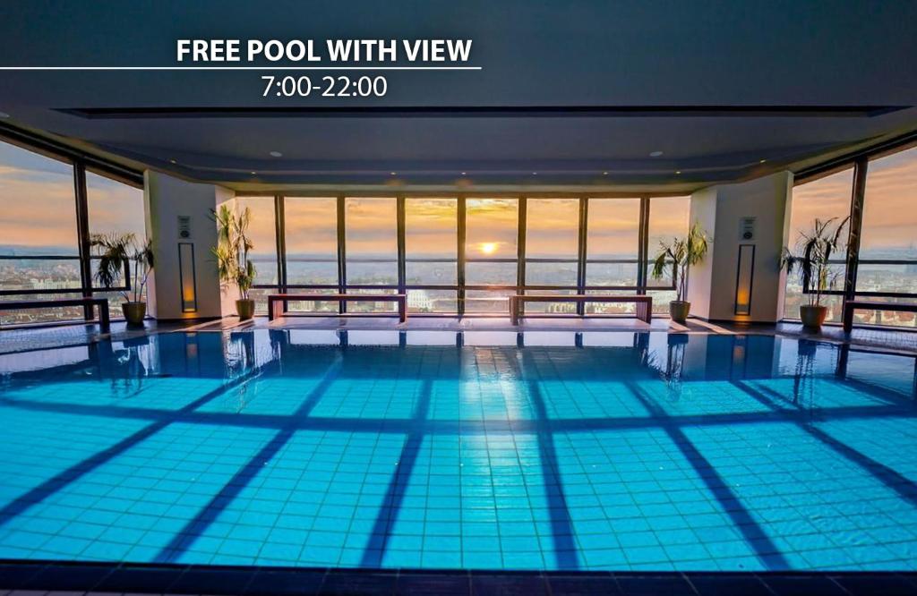 Grand Hotel Prague Towers - Czech Leading Hotels - Resim 3