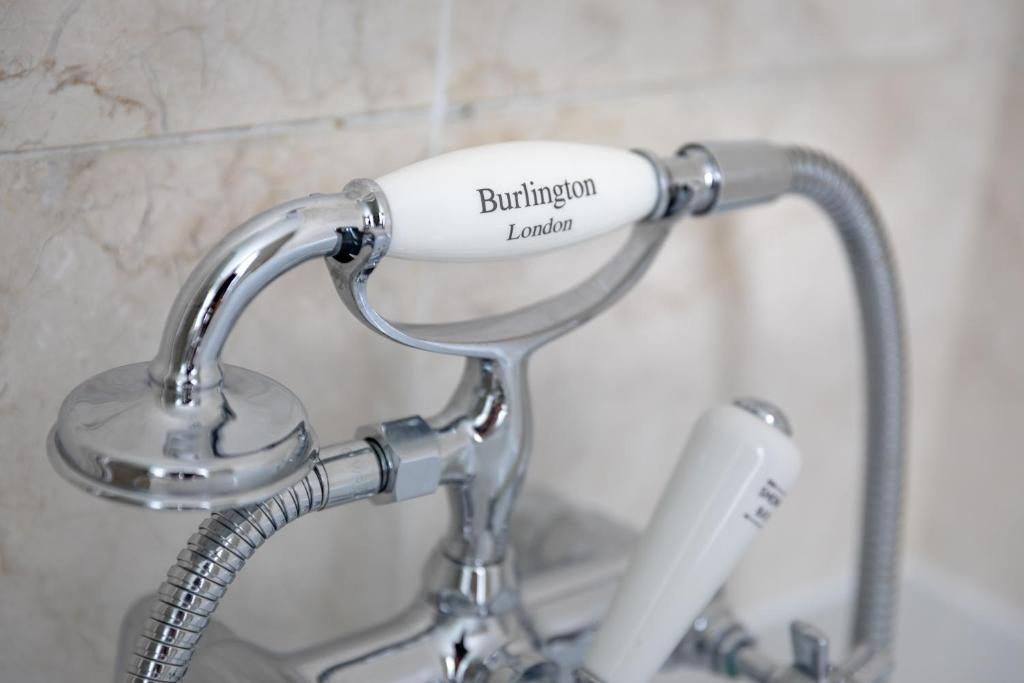 No. 30 Knightsbridge - Resim 43