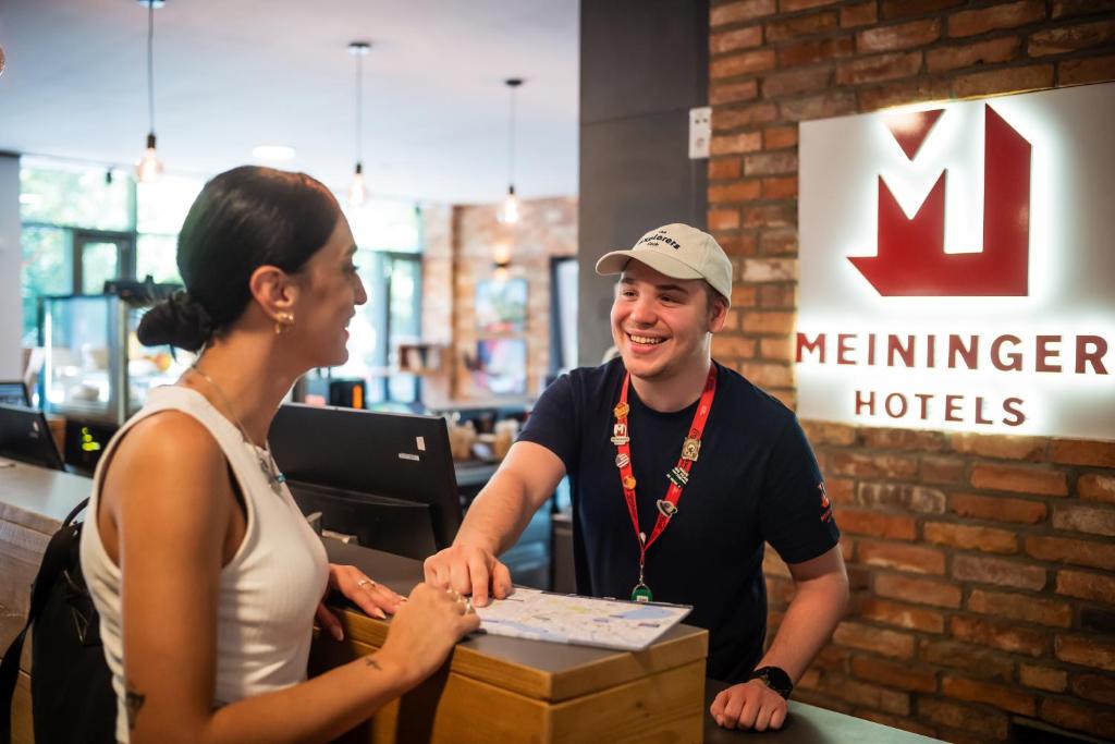 MEININGER Hotel Hamburg City Center - Resim 19