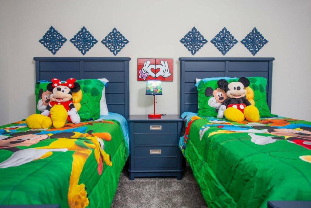 Disney Getaway Private Pool Themed Bedrooms. Book Now CG752, Kissimmee