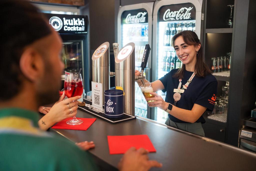 MEININGER Hotel Hamburg City Center - Resim 22