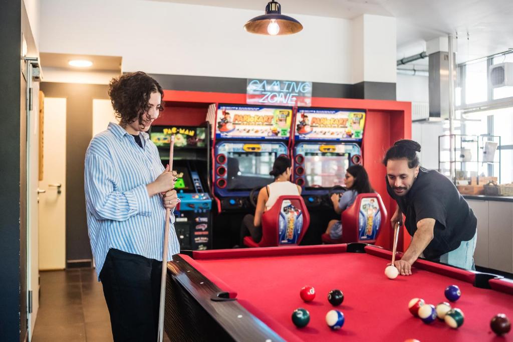 MEININGER Hotel Hamburg City Center - Resim 3