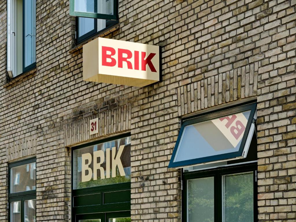 BRIK Apartment Hotel - Resim 8