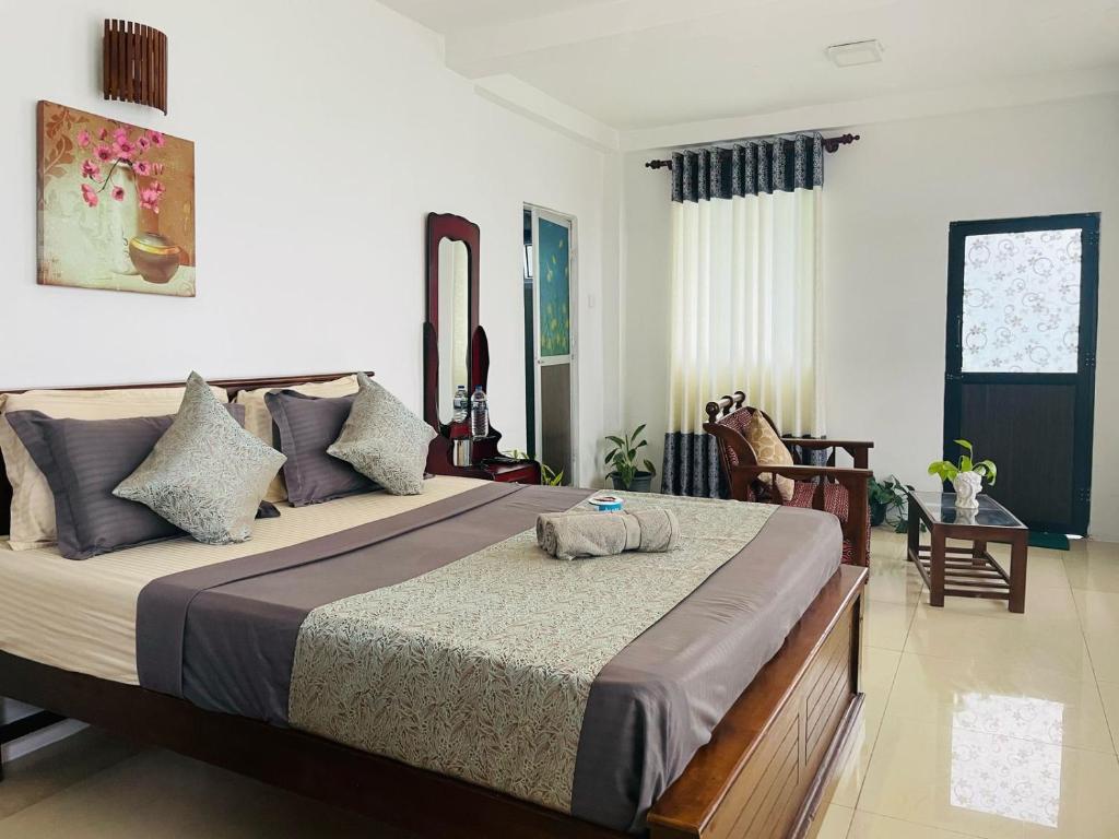 Golden King Guest - 16