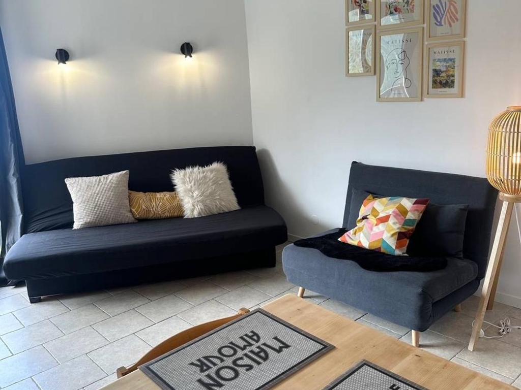 Studio équipé pour 4 au pied des pistes, balcon, animaux admis - FR-1-322-467