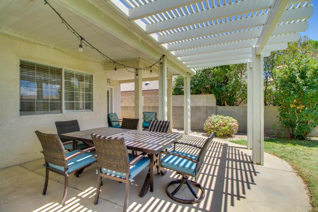 Explore ABQ and Rancho Rio Family Home with Patios!, Río Rancho ...