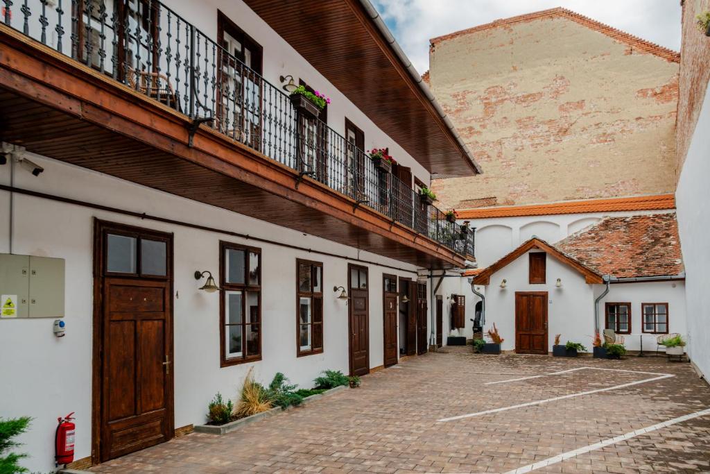 Althof Apartments - Resim 14