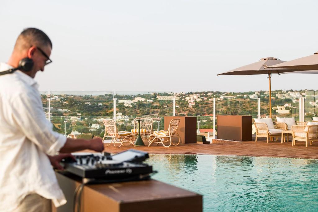 Castelo Suites Hotel - Resim 4