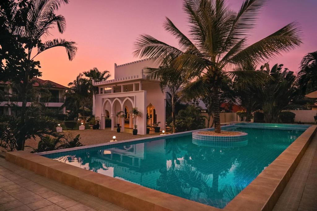 Kolam renang di atau dekat dengan AHG Hisia Nungwi Experience Hotel