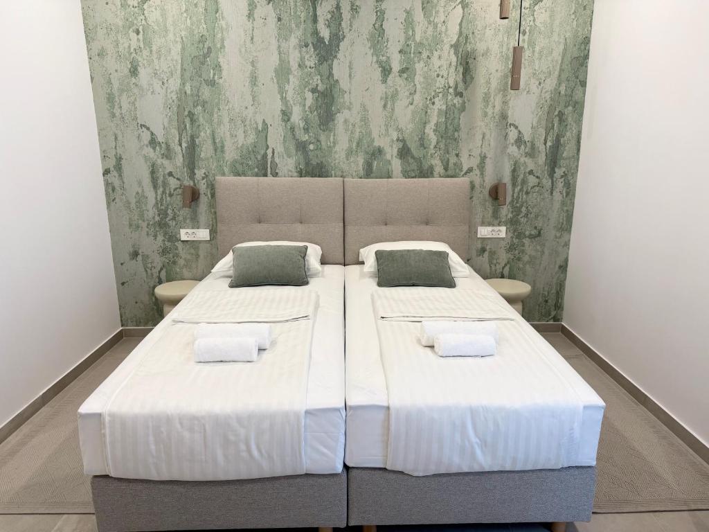 Flowers Premium Apartments & Rooms - 1