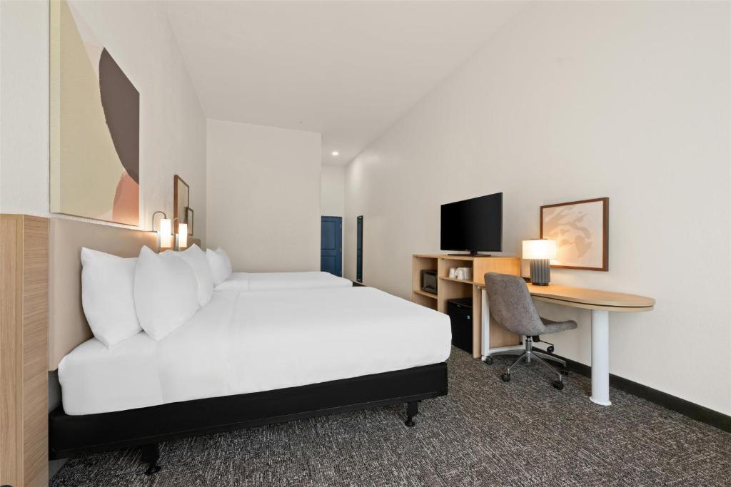 Spark by Hilton Homewood Birmingham photo